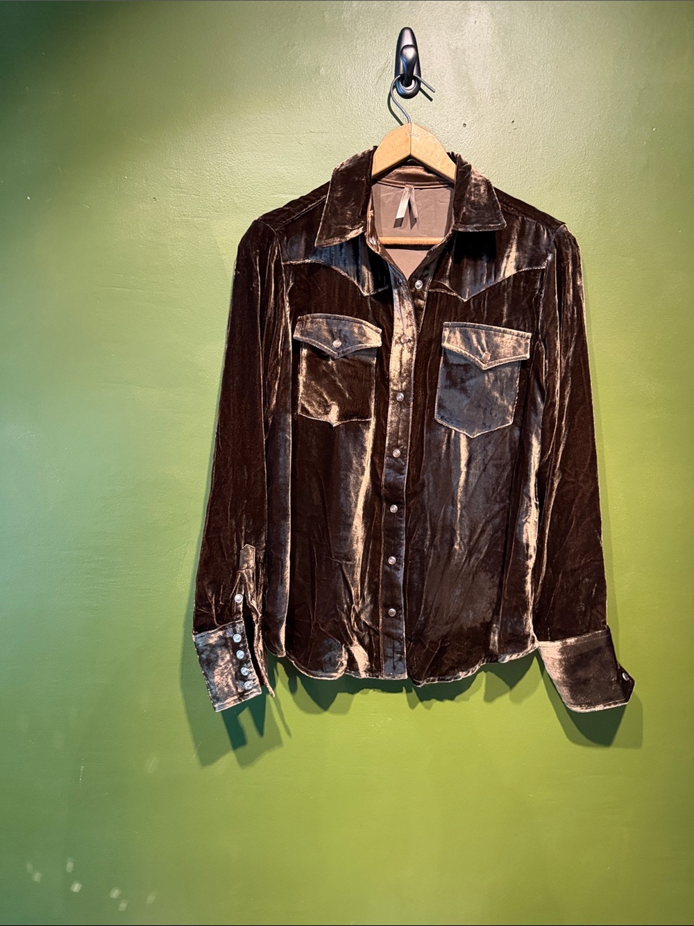 Stetson Women’s Velvet Western Shirt Jacket in Dark Brown